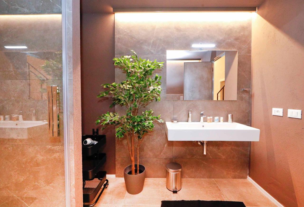 Post Industrial Loft Trastevere - Top Collection Rome Exterior photo