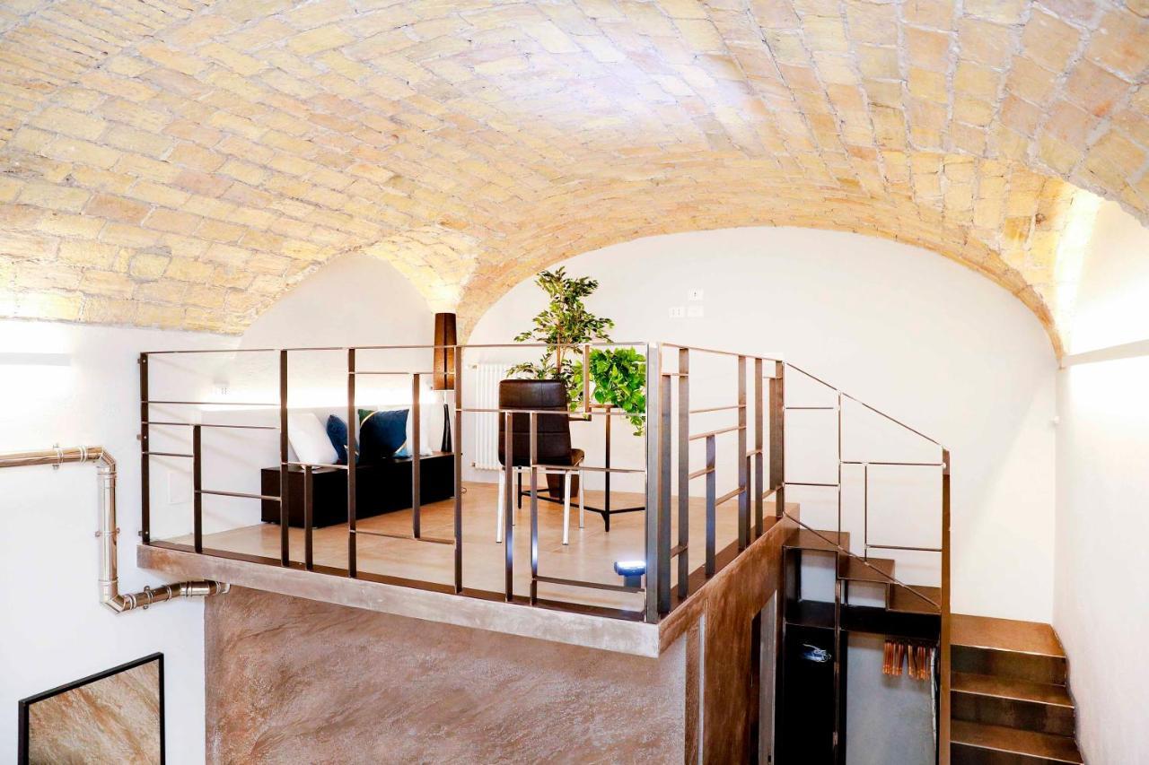 Post Industrial Loft Trastevere - Top Collection Rome Exterior photo