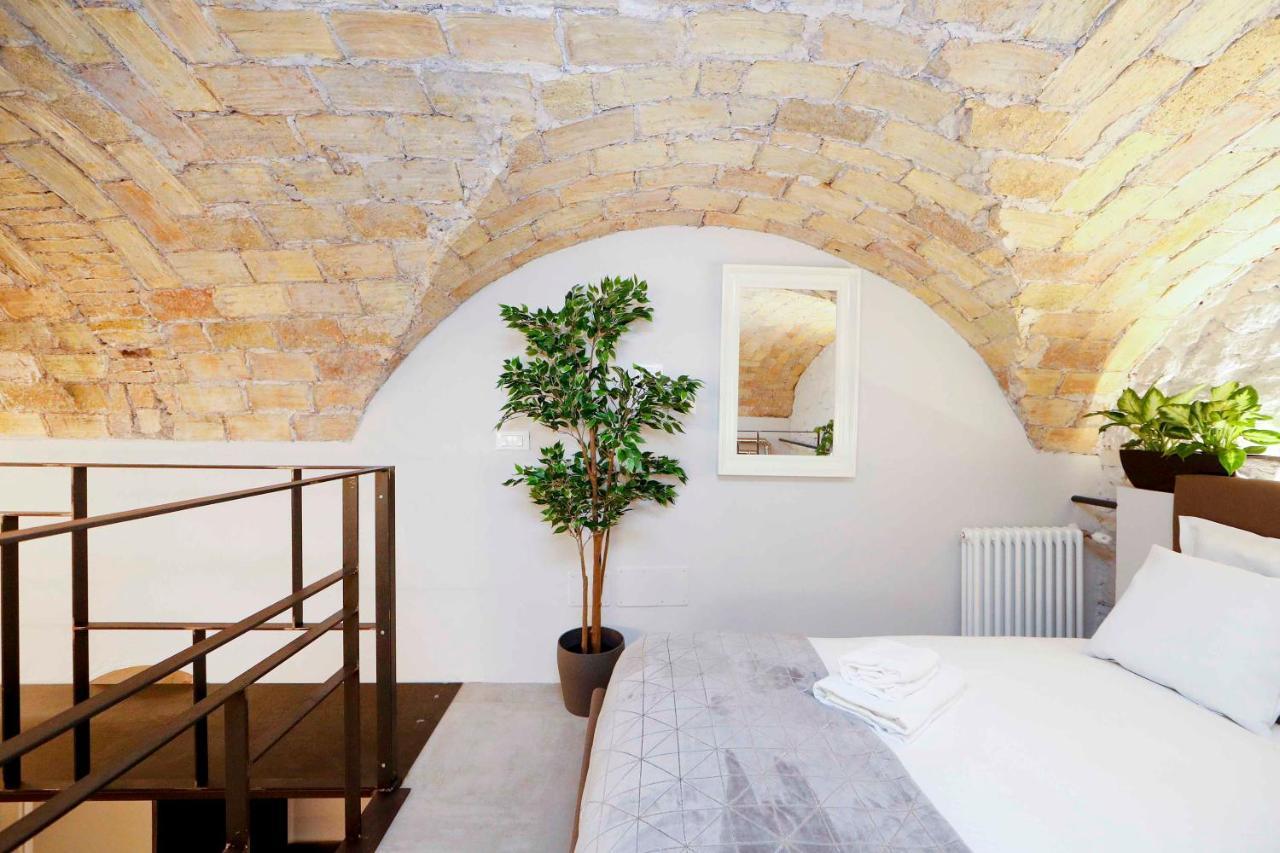 Post Industrial Loft Trastevere - Top Collection Rome Exterior photo